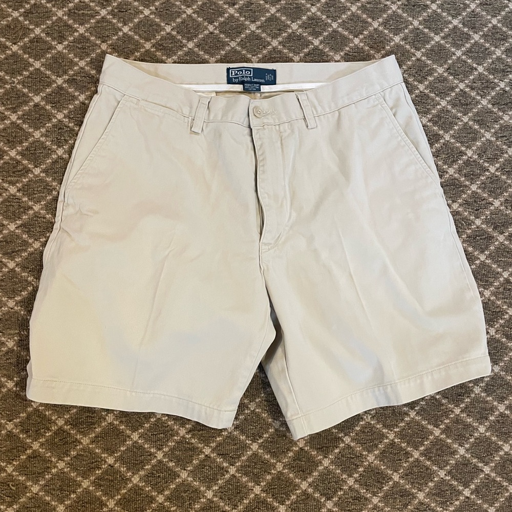 Polo by Ralph Lauren Men's Cream Flat Front Shorts size 32